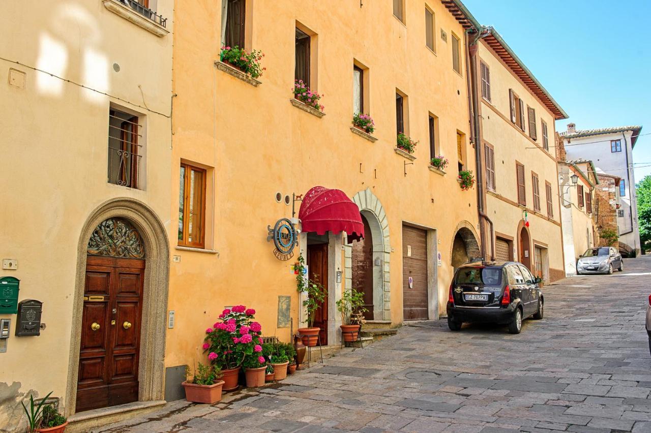 Meuble Evoe Bed & Breakfast Montepulciano Luaran gambar