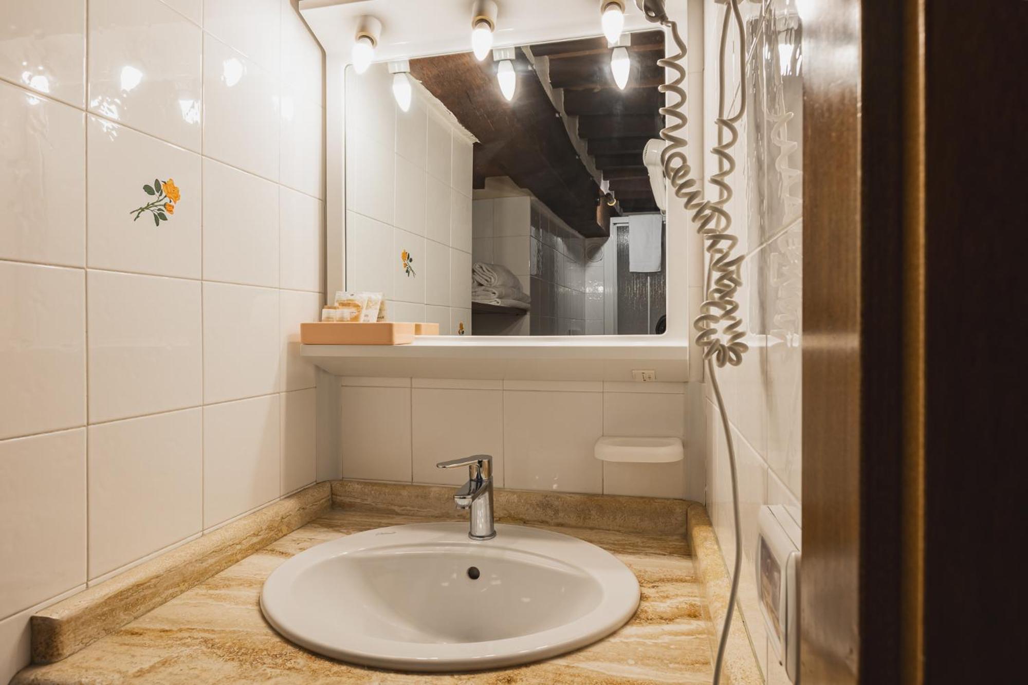 Meuble Evoe Bed & Breakfast Montepulciano Luaran gambar